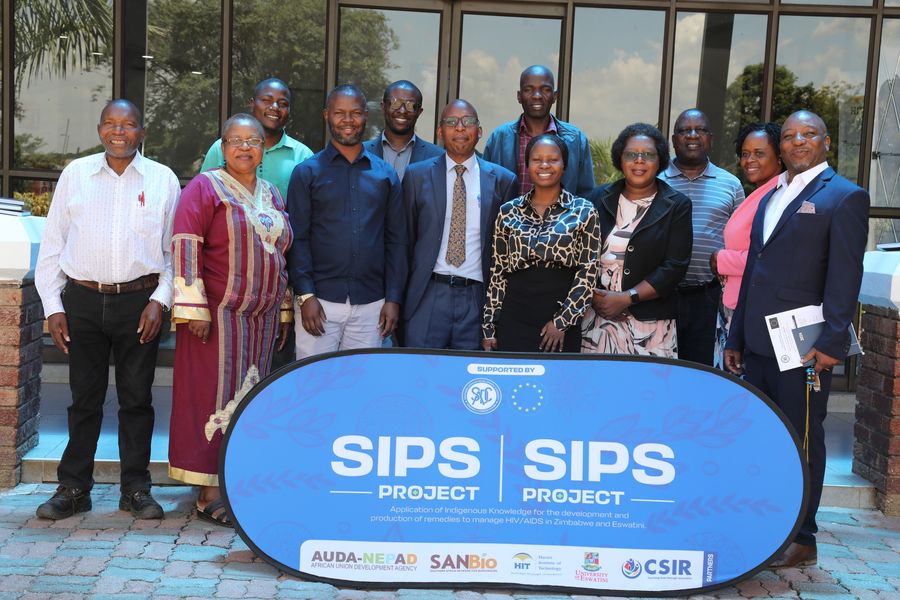 Read more about the article HIT SADC-SIPS TEAM MAKES STRIDES IN RESEARCH ON HERBAL MEDICINES