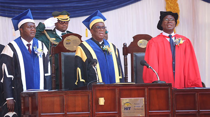 Read more about the article PRESIDENT CAPS 702 GRADUATES AT HIT’s 15TH GRADUATION CEREMONY
