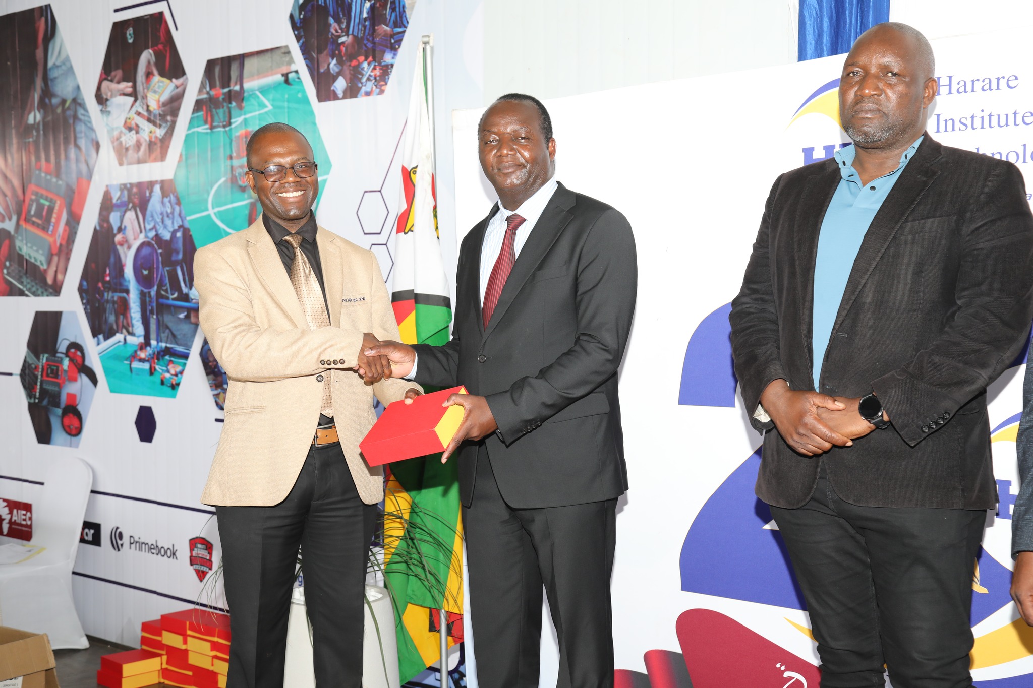 Read more about the article HIT Celebrates 20th Anniversary and Honours Staff in Dual Ceremonies