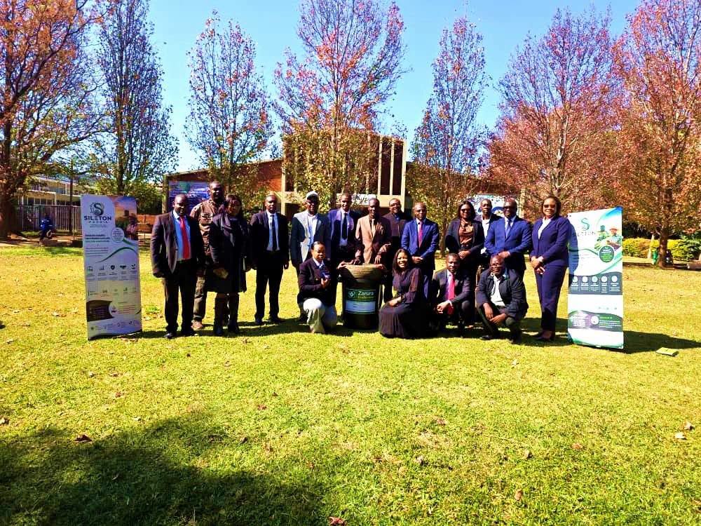 Read more about the article Beyond the Lecture Hall: HIT Postgraduate Students Turn Strategy and Innovation Theory into Registered Zimbabwean Enterprises